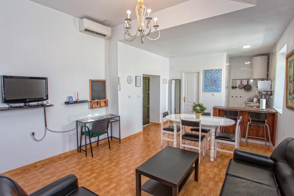 Multi Apartamentos La Kasbah Jerez de la Frontera Extérieur photo